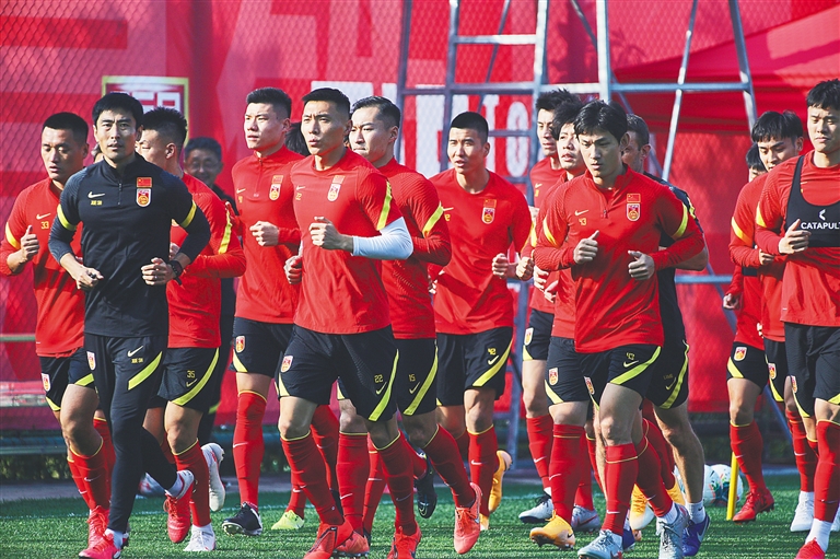 篮网主场113-103击败公牛，小波特砍33分，球队高效进攻，取得两连胜，公牛五连败。（篮网主场113-103擒公牛，小波特轰33分助队取两连胜，公牛遭遇五连败）