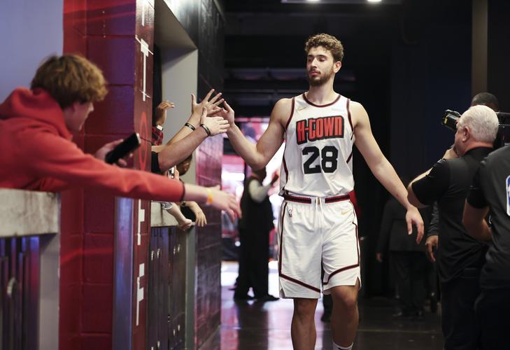 半场战报：葡萄牙U17 1-0瑞士U17，马特乌斯-米德建功（半场速递：葡萄牙U17暂1-0领先瑞士U17，马特乌斯-米德破门）