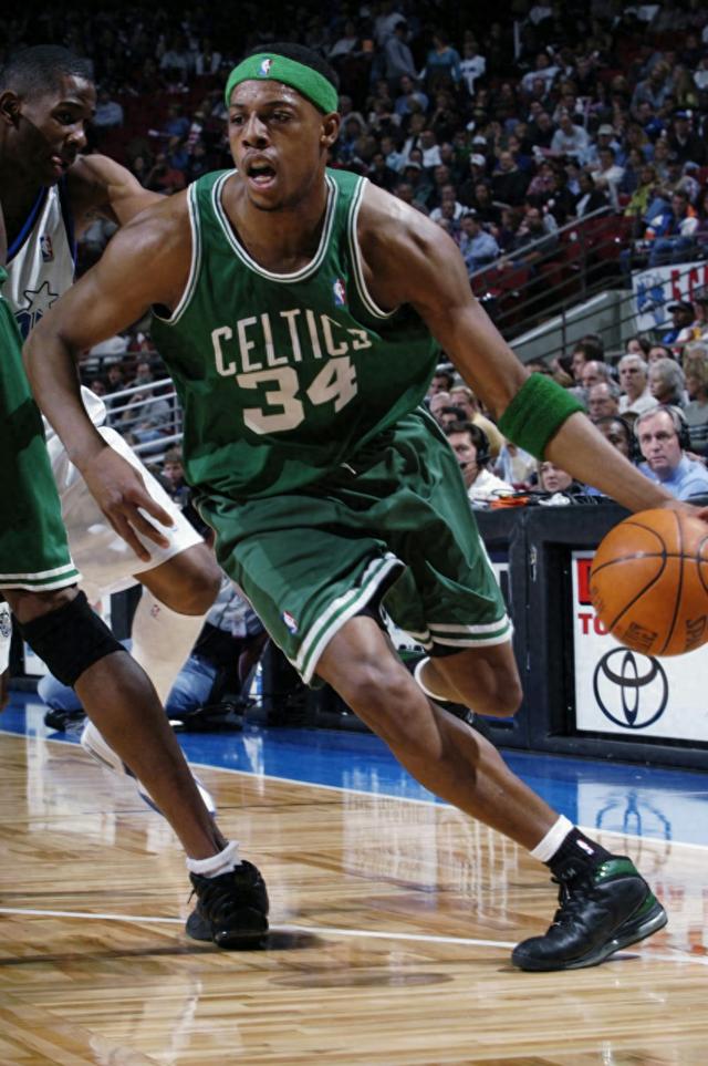 谁还质疑状元成色？弗拉格22+5+8全场0失误（状元含金量还用怀疑？弗拉格22分5板8助，全场零失误）