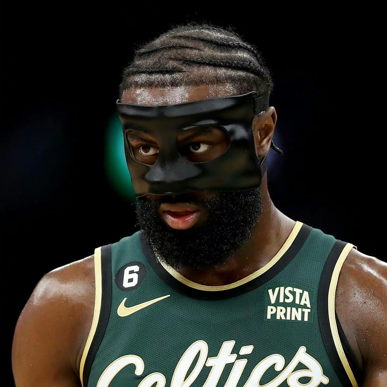 皇马更衣室，谁话事？（皇马更衣室，谁作主？）